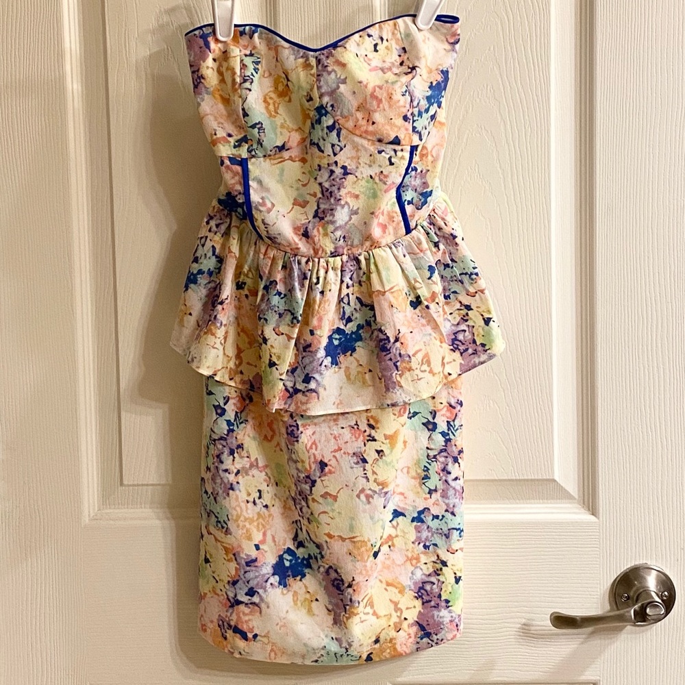 Sugarlips Kiwi Multi Strapless Floral Dress NWT